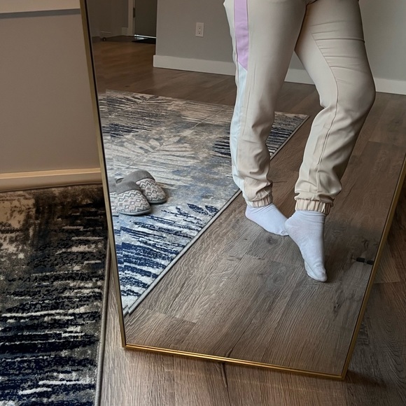 Pants - Picture 4 of 4